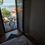 Nyaraló Fuer 6 Personen In By Interhome