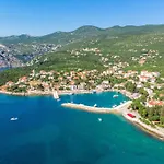 Fuer 6 Personen In By Interhome Nyaraló