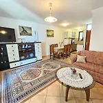 Fuer 6 Personen In By Interhome