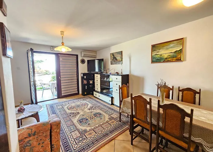 Сasa de vacaciones Fuer 6 Personen In By Interhome