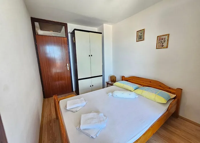 Fuer 6 Personen In By Interhome *